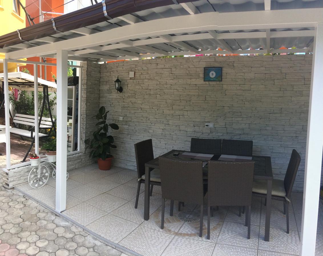 Deluxe Guest House Kvariati Bagian luar foto