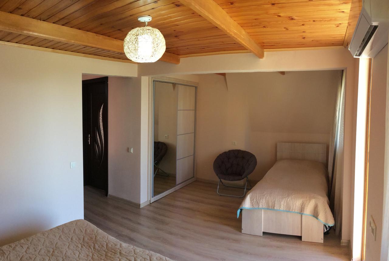 Deluxe Guest House Kvariati Bagian luar foto