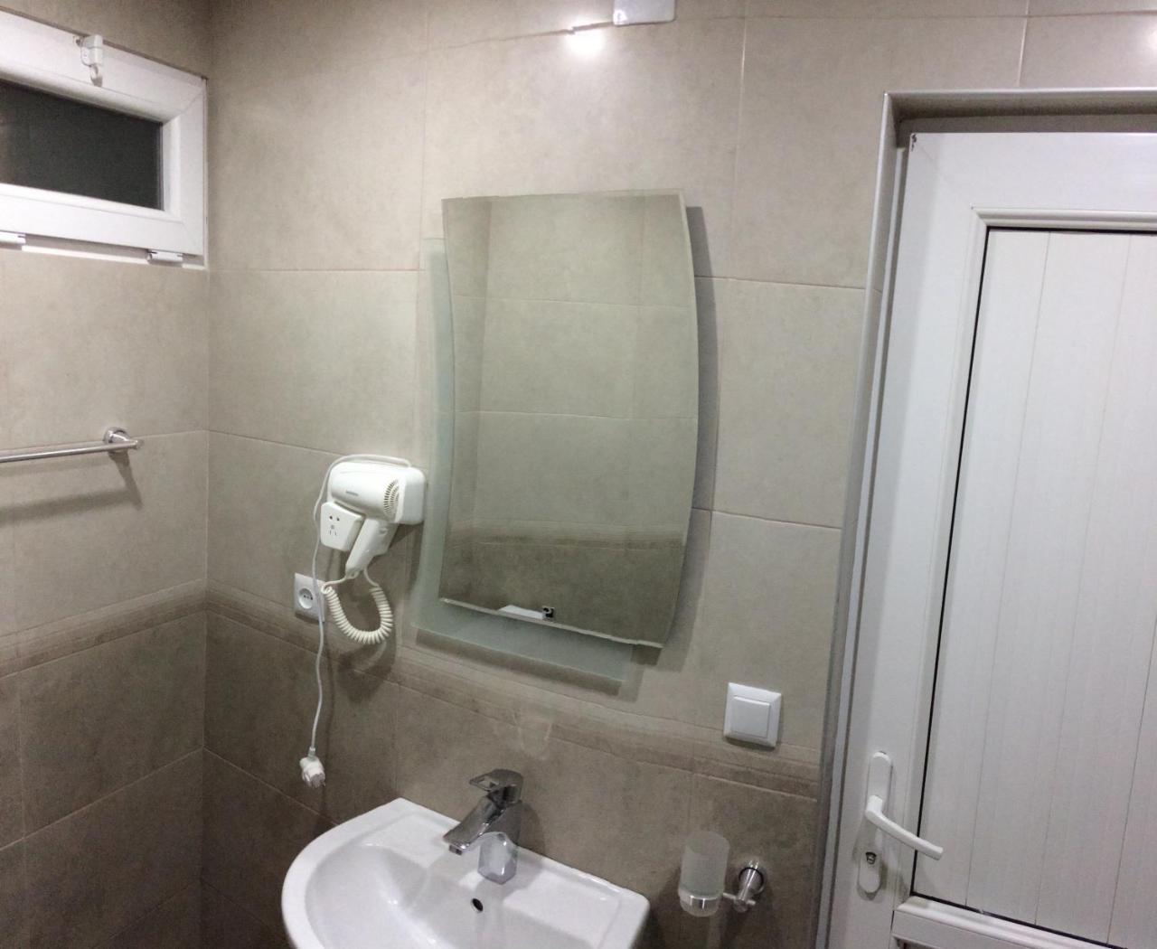 Deluxe Guest House Kvariati Bagian luar foto